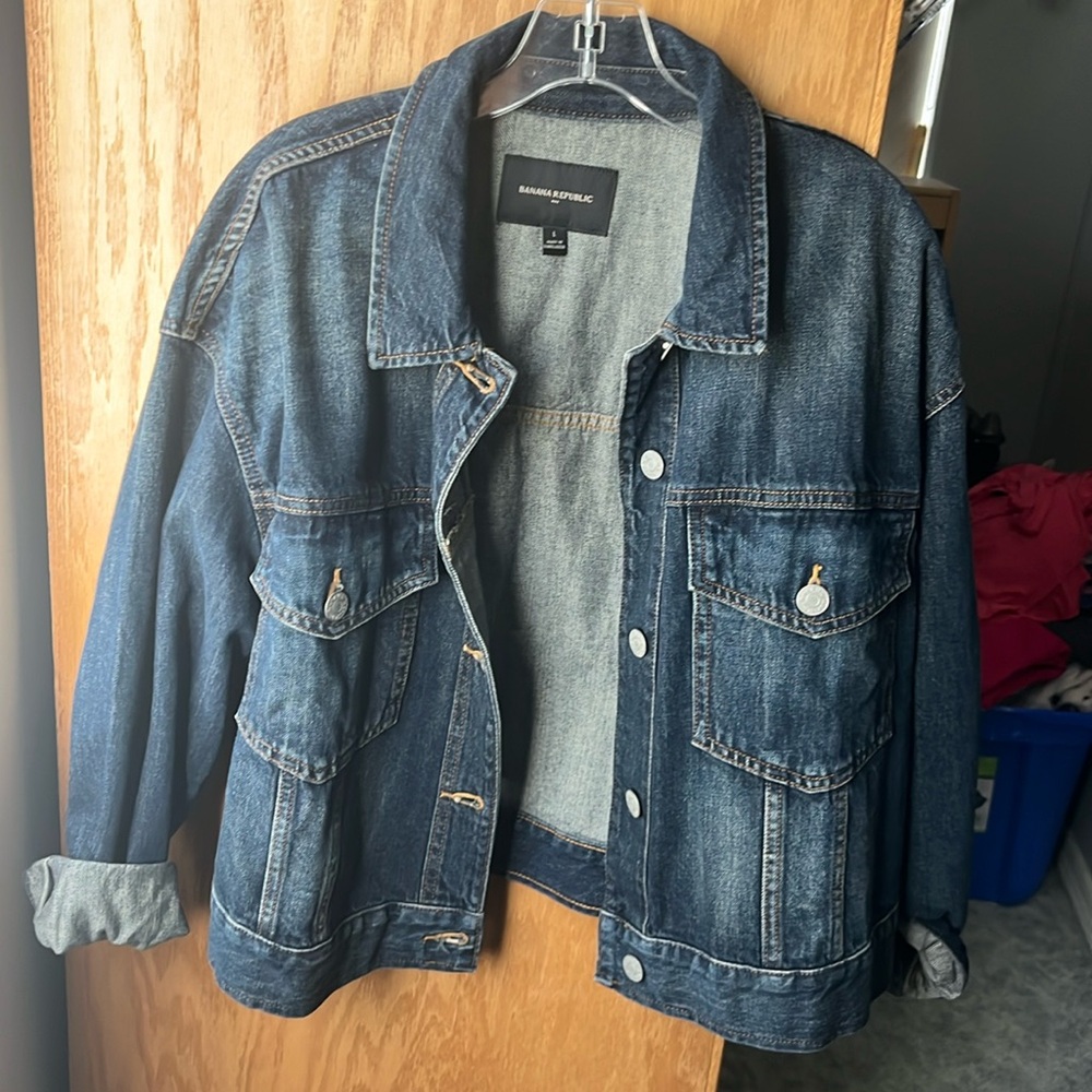 Banana Republic Cropped Jean Jacket